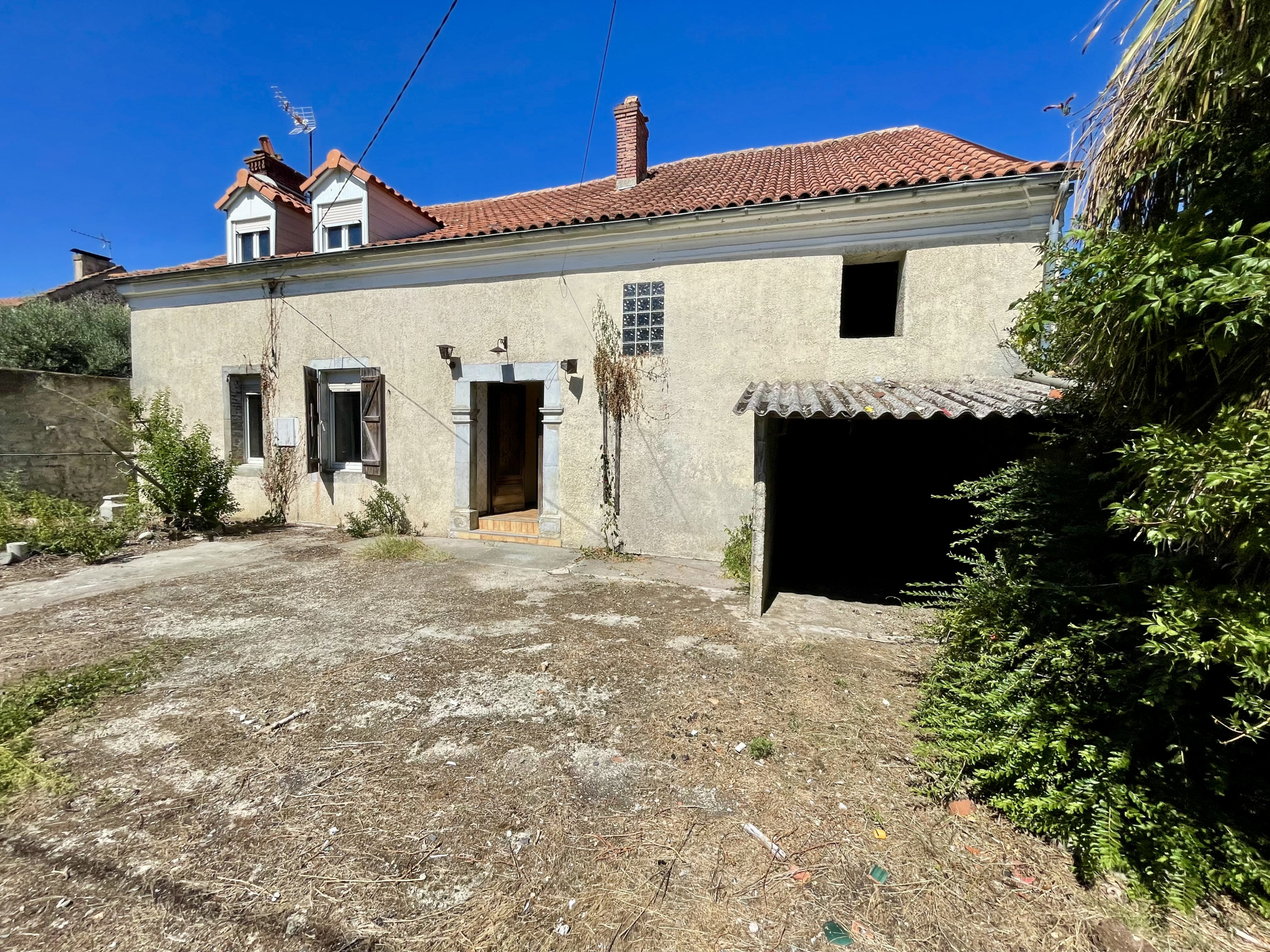 Maison avec 5 chambres et terrain de 1400m2
