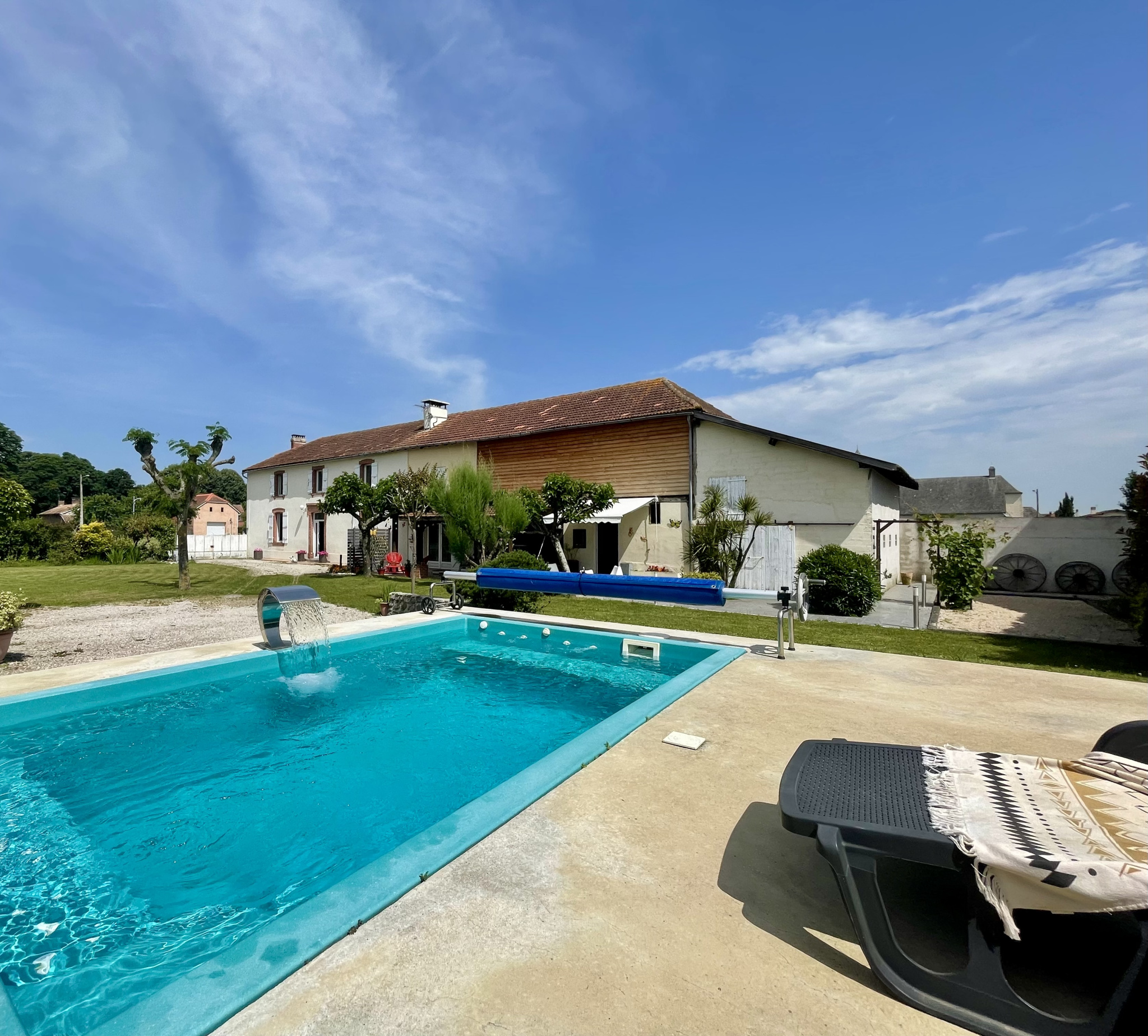 Belle maison de caractère de 205,48 m2 avec piscine